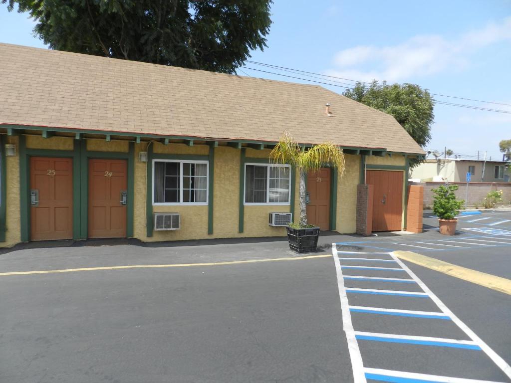 Starlite Motel Bellflower Bagian luar foto