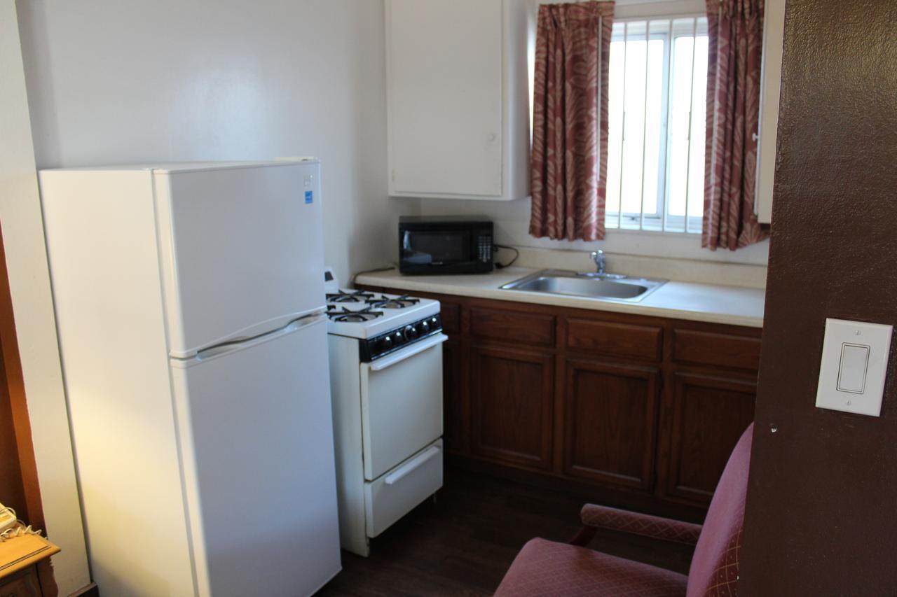 Starlite Motel Bellflower Bagian luar foto
