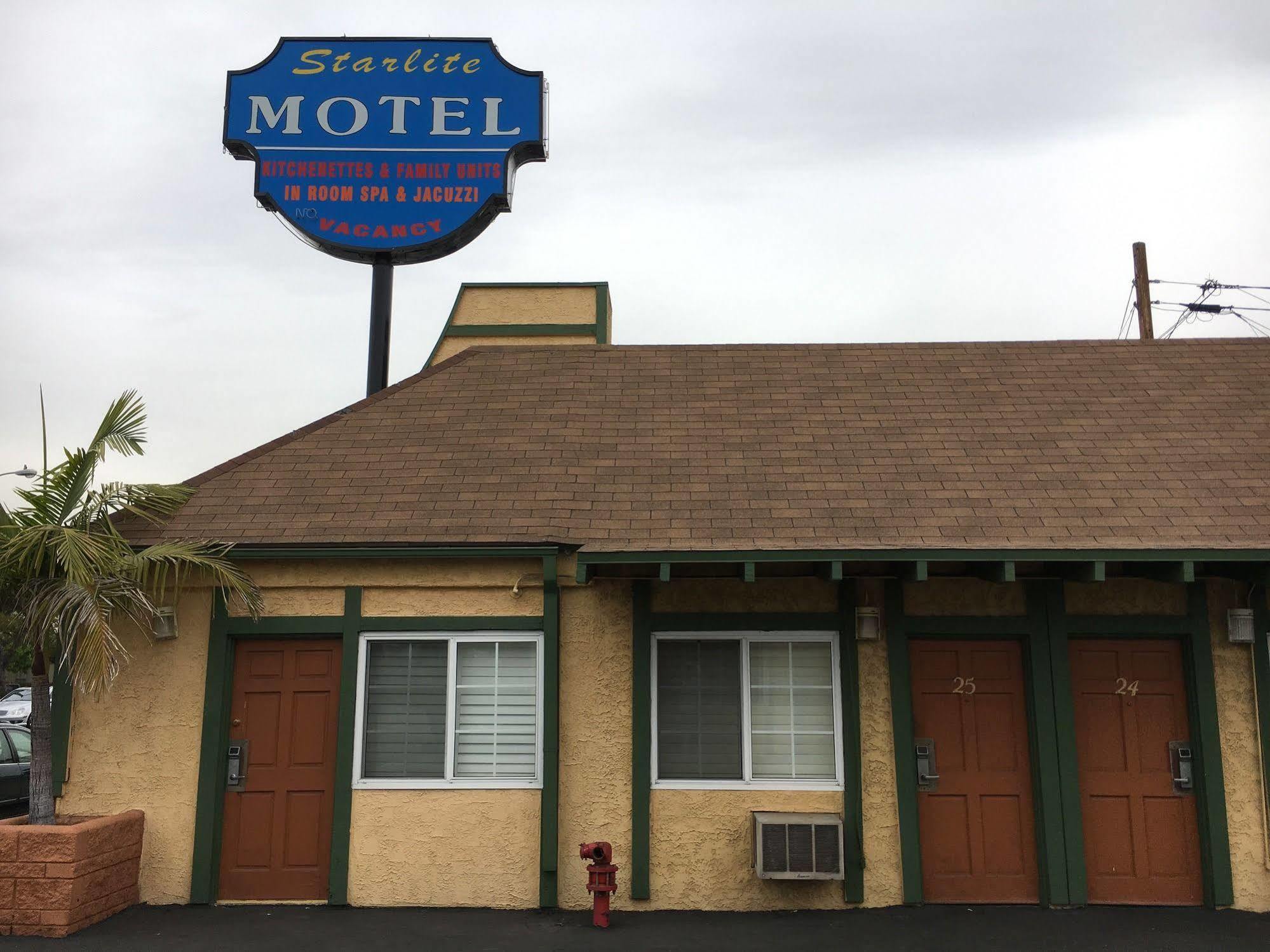 Starlite Motel Bellflower Bagian luar foto